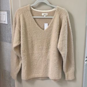 Lou and grey lash out vneck sweater